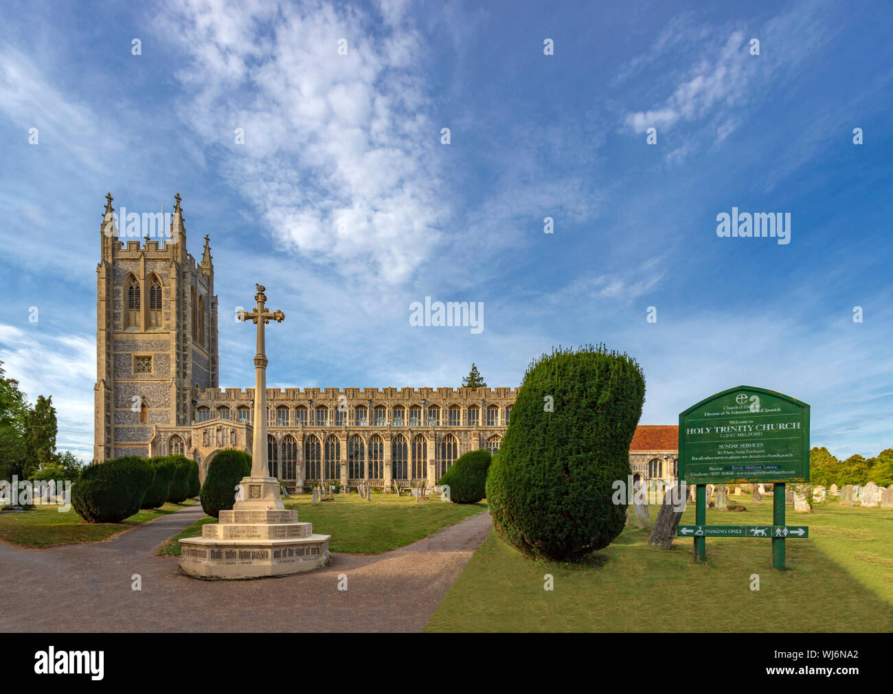 L'église Holy Trinity, Long Melford, Suffolk, Angleterre, Royaume-Uni. Une 'église' laine médiévale construite dans le style gothique perpendiculaire. siècle. Banque D'Images