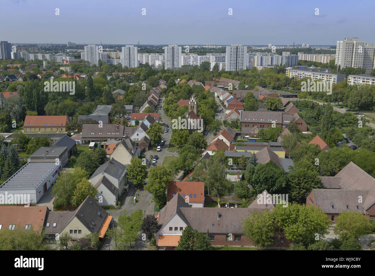 Altmarzahn, Alt-Marzahn, meadow, architecture, Berlin, Allemagne, village, village, village meadow village, église, village, église, la construction de l'église Banque D'Images