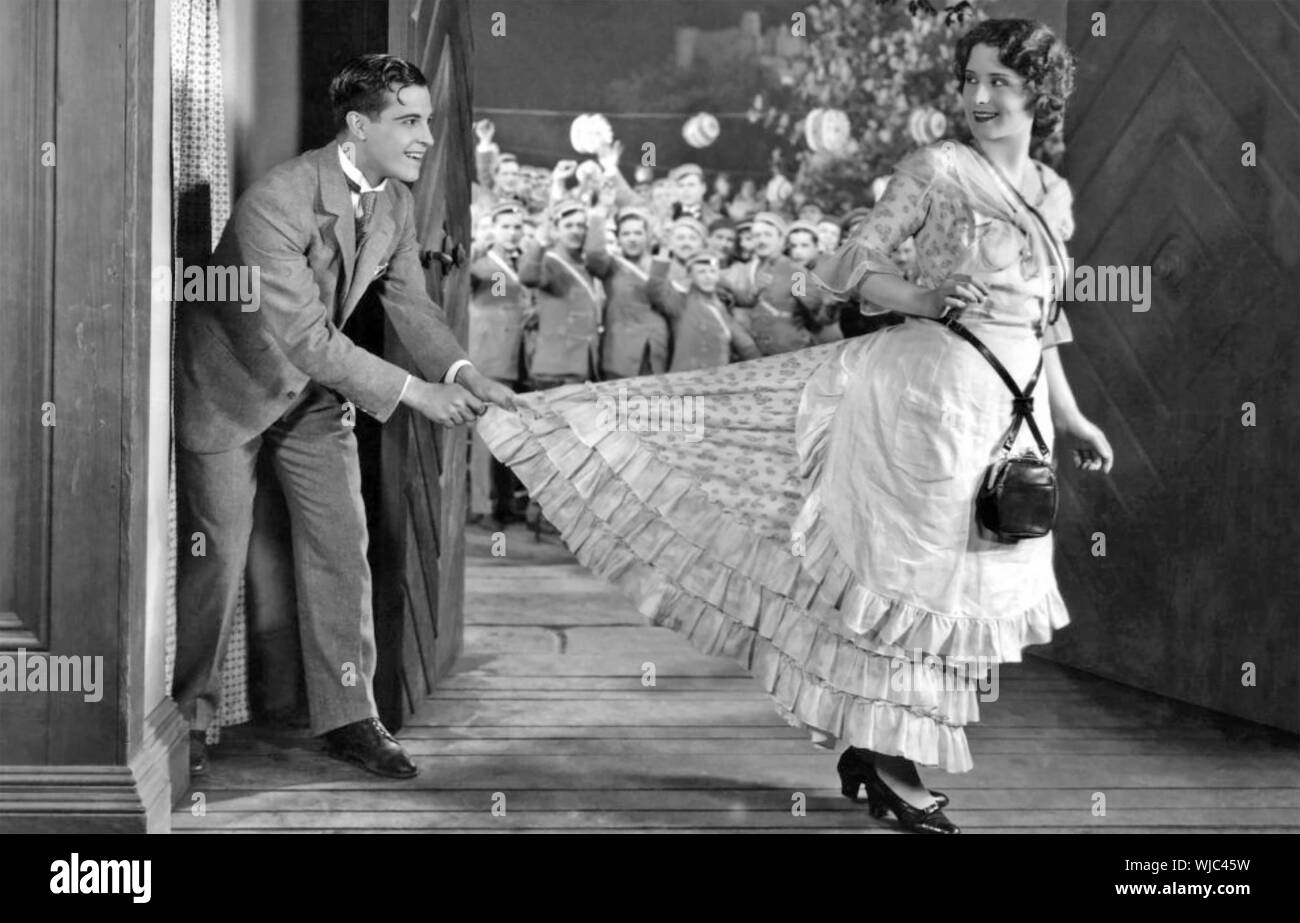 L'ÉLÈVE DANS L'ANCIEN HEIDELBERG 1927 MGM film avec Norma Shearer et Ramon Novarro Banque D'Images