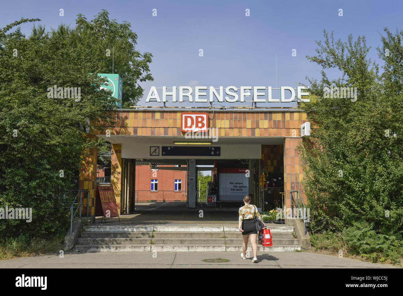 Ahrensfelde, vue, à l'extérieur, à l'extérieur, à l'extérieur vue, vue extérieure, Berlin, Allemagne, logo, Marzahn, Marzahner, Marzahn 100 village, Sbahn, city railroad Banque D'Images