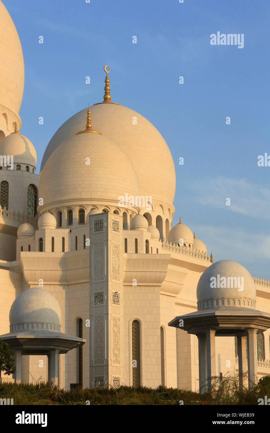 Mosquée Sheikh Zayed. 1995. Abou Dhabi. / La Mosquée Sheikh Zayed. 1995. Émirat d'Abu Dhabi. Banque D'Images