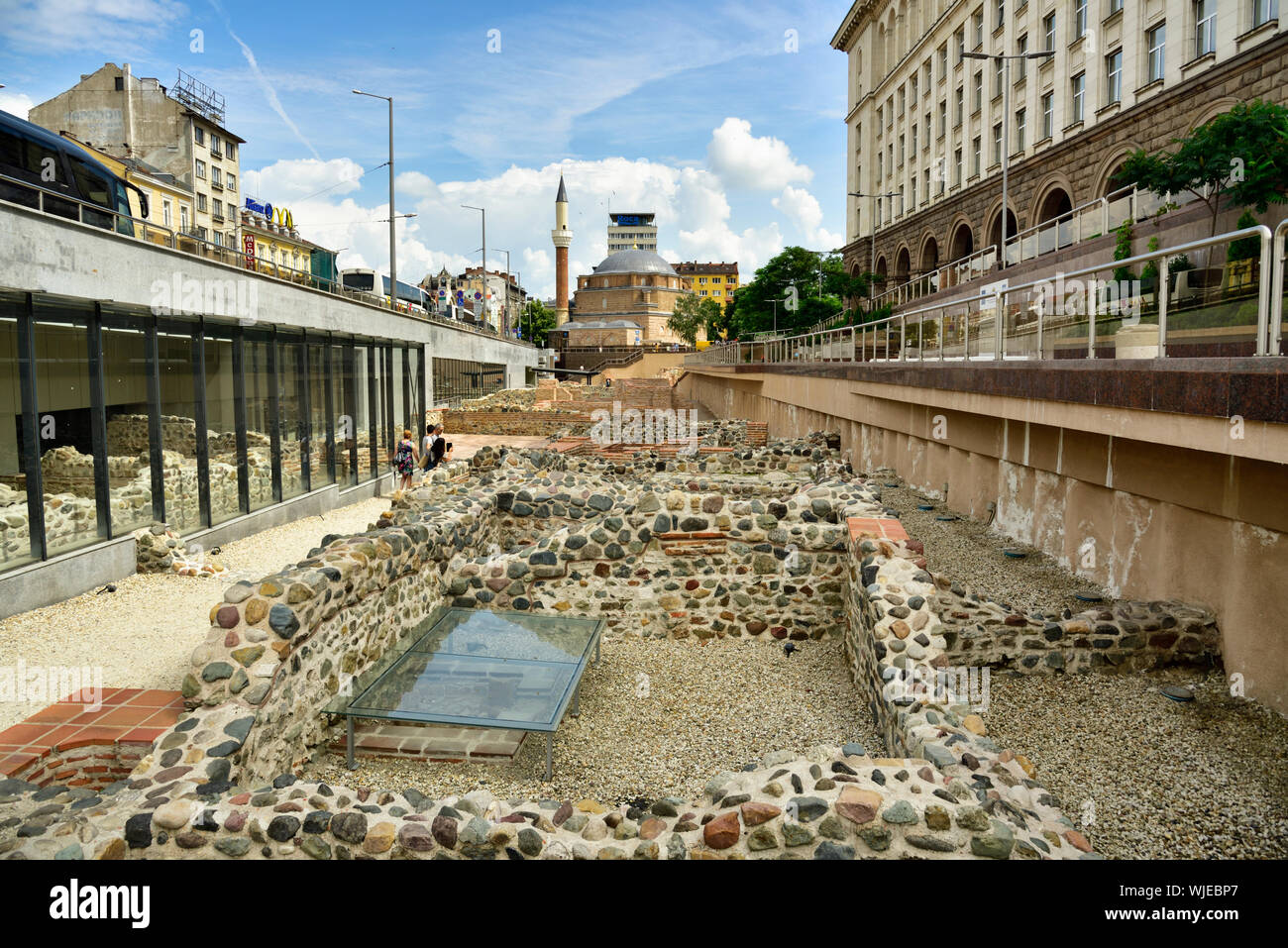Ruines romaines du complexe archéologique de Serdica, le romain dans le centre-ville de Sofia. Sofia, Bulgarie Banque D'Images