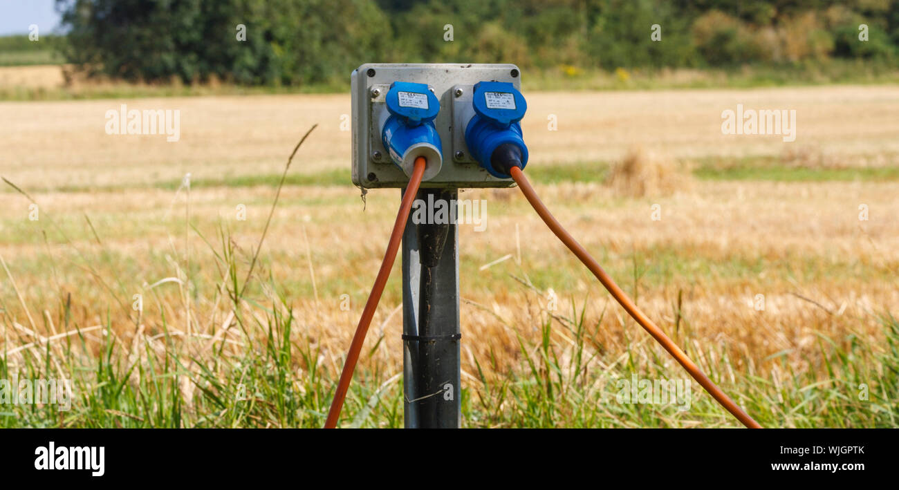 Caravane et camping branchements jusqu'point. Banque D'Images