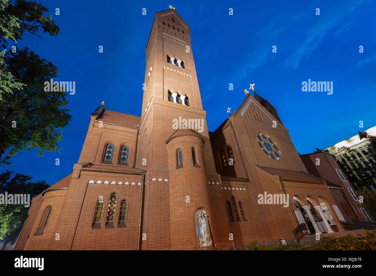 Saint Simon et Saint Helena église sur la place de l'indépendance à Minsk. Minsk, Minsk, Biélorussie. Banque D'Images