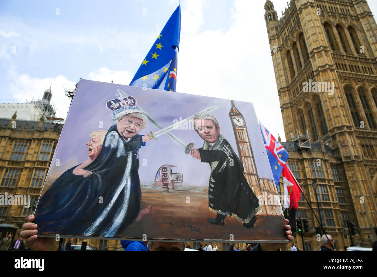 Un morceau d'art satirique par artiste Kaya Mar montrant la Reine, le président John Bercow et premier ministre Boris Johnson à l'extérieur du Parlement.Le lundi 2 septembre 2019 Le Premier ministre britannique, Boris Johnson a averti les députés conservateurs de ne pas voter contre le gouvernement dans la prochaine nuit de Bill qui bloquerait un Brexit pas d'accord. Plusieurs députés se sont engagés à voter avec l'opposition quel que soit les conséquences personnelles. Banque D'Images