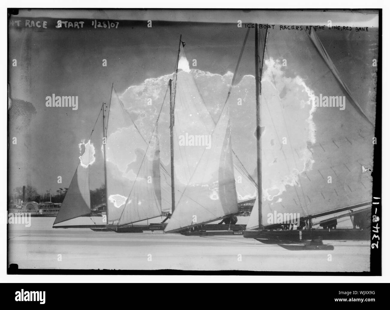 Bateau de glace racers sur la ligne, Red Bank Banque D'Images