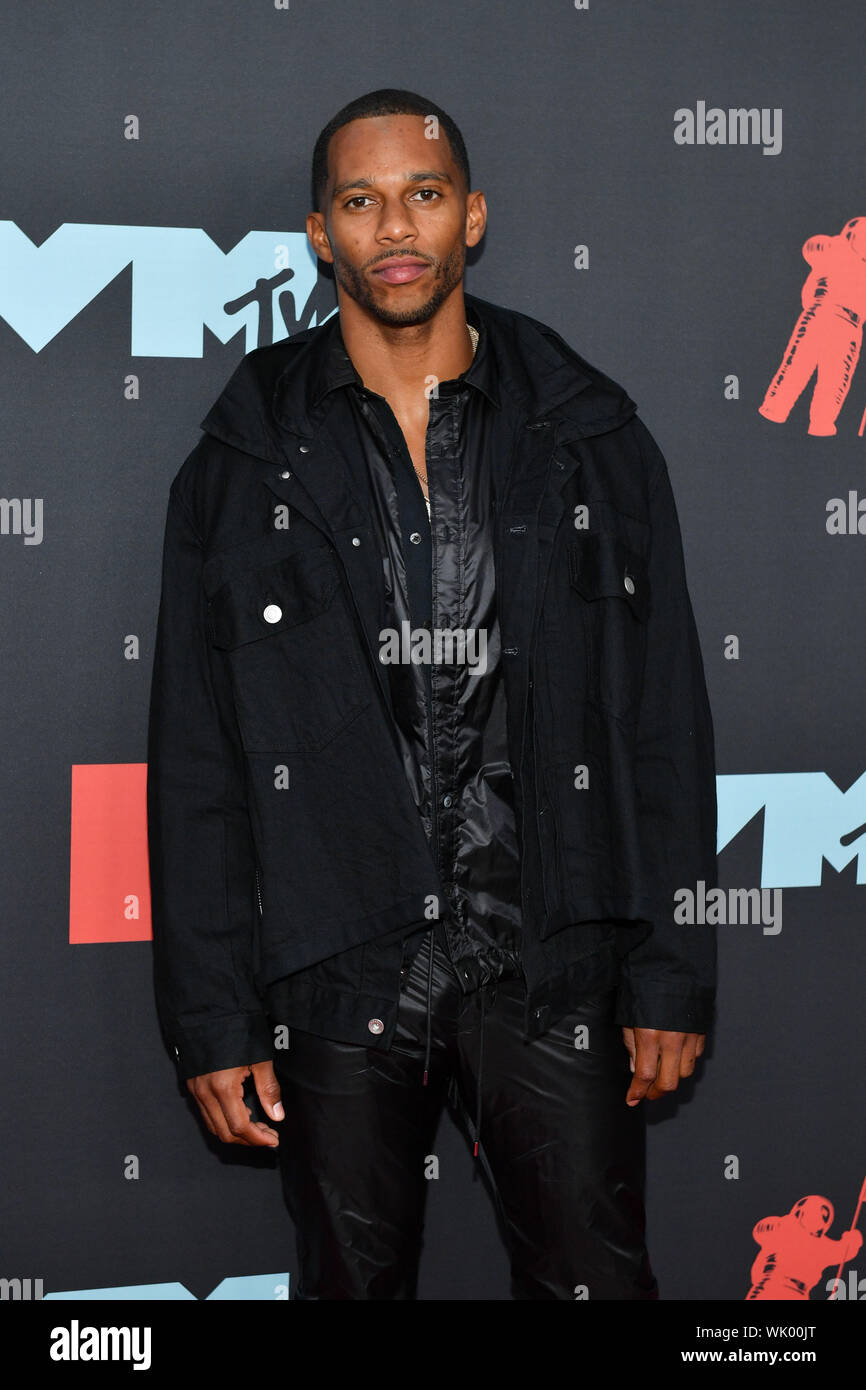 Victor Cruz assiste à la 2019 MTV Video Music Awards à Prudential Center le 26 août 2019 à Newark, New Jersey. Banque D'Images