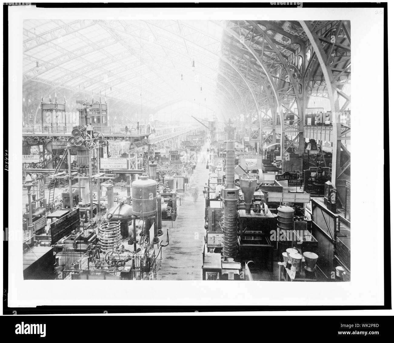 Galerie des machines de l'intérieur, montrant des machines, Exposition de Paris, 1889 Banque D'Images