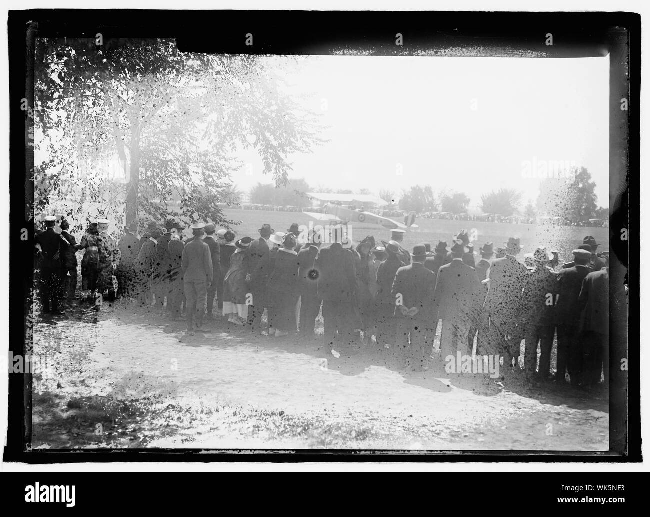 Avion italien à White House lot, Washington, D.C., Octobre 1917 Banque D'Images