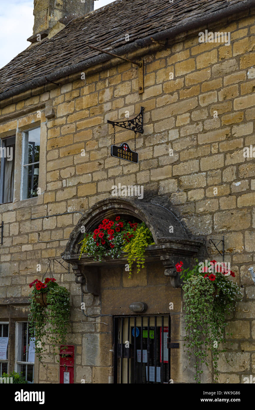 Les magasins généraux, Bisley, Gloucestershire Banque D'Images