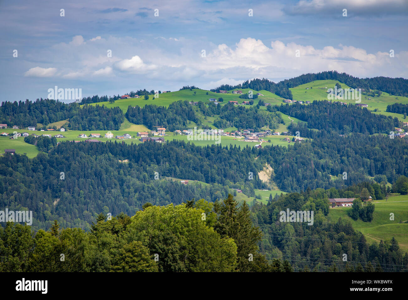 Blick auf Doren im Vorderwald à Vorarlberg, Autriche Banque D'Images