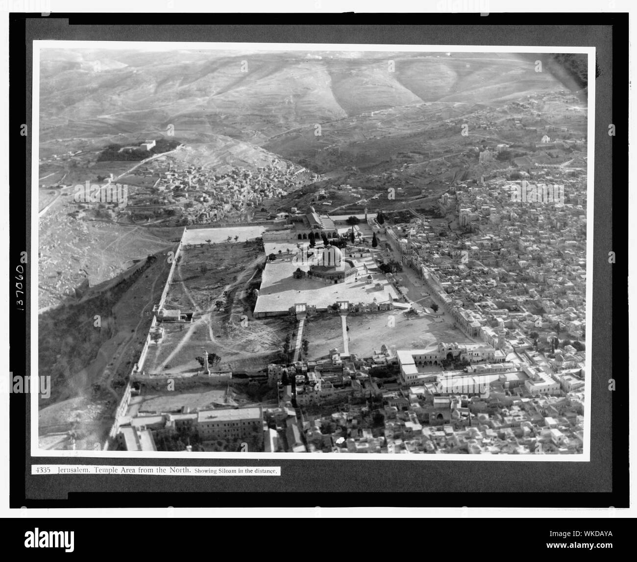 Jérusalem. Temple du nord, montrant au loin Siloam Banque D'Images