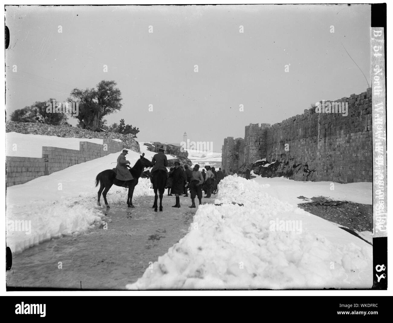 Jérusalem au cours d'un hiver enneigé. Mur nord avec de la neige soufflée Banque D'Images