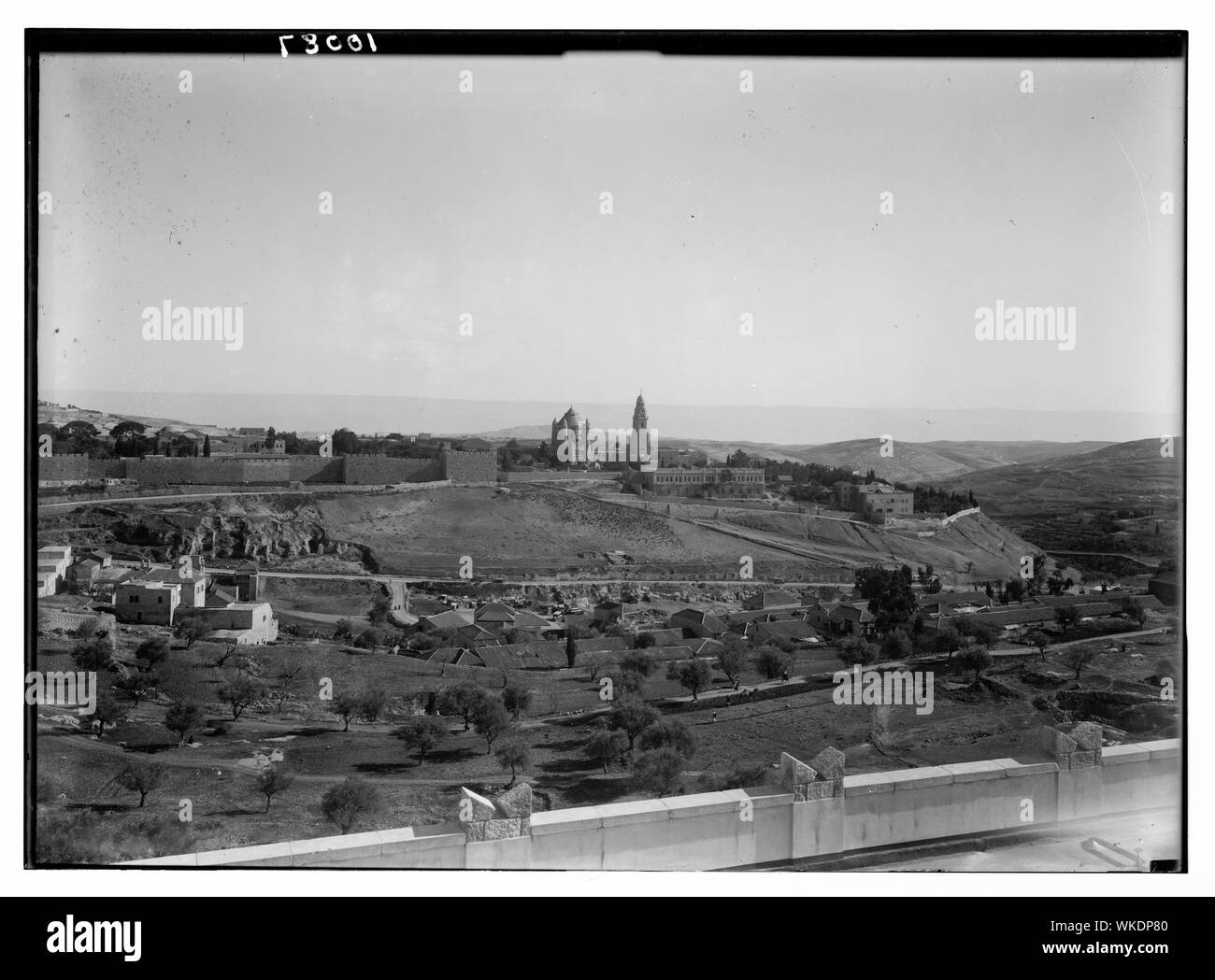 Jérusalem, Mt. Sion & Mts. c.-à-d., les montagnes de Moab de toit d'hôtel King David Banque D'Images