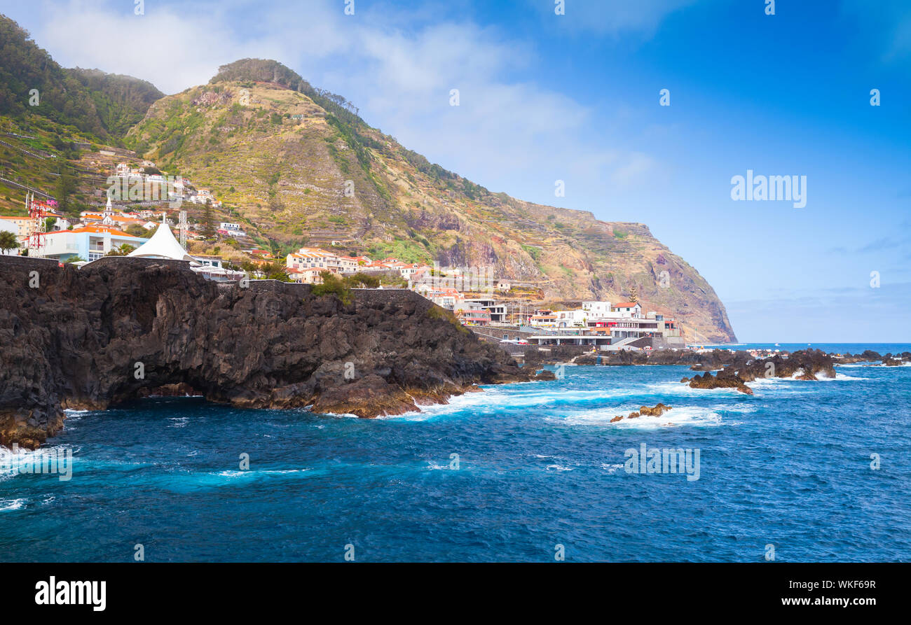 Paysage de Porto Moniz, l'île de Madère, Portugal Banque D'Images