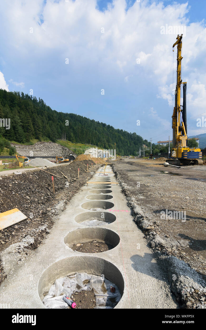 Mürzzuschlag : construction du Tunnel de Base de Semmering, Bohrpfahlwand Schablone (modèle pour pieux sécants), percer dans Hochsteiermark appareil pile, Ste Banque D'Images