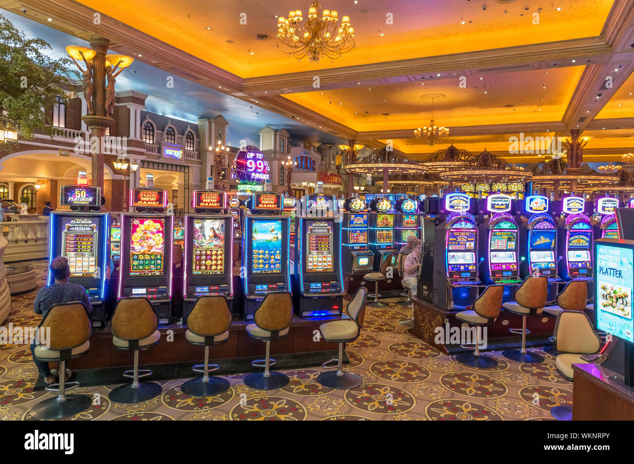Les machines à sous dans le casino Gold Reef City, Johannesburg, Afrique du Sud Banque D'Images