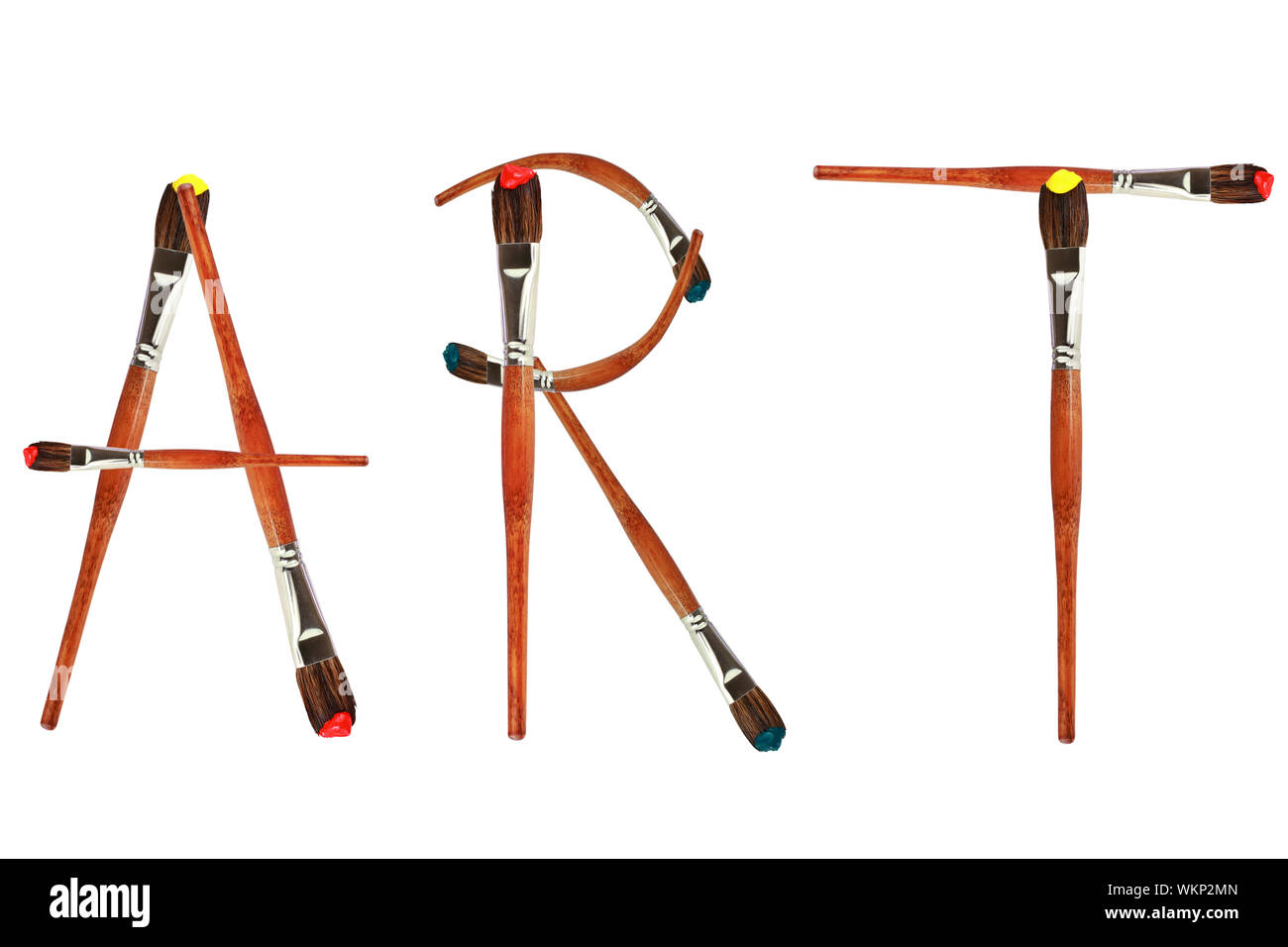 Pinceaux isolés forment le mot art sur un fond blanc. Banque D'Images