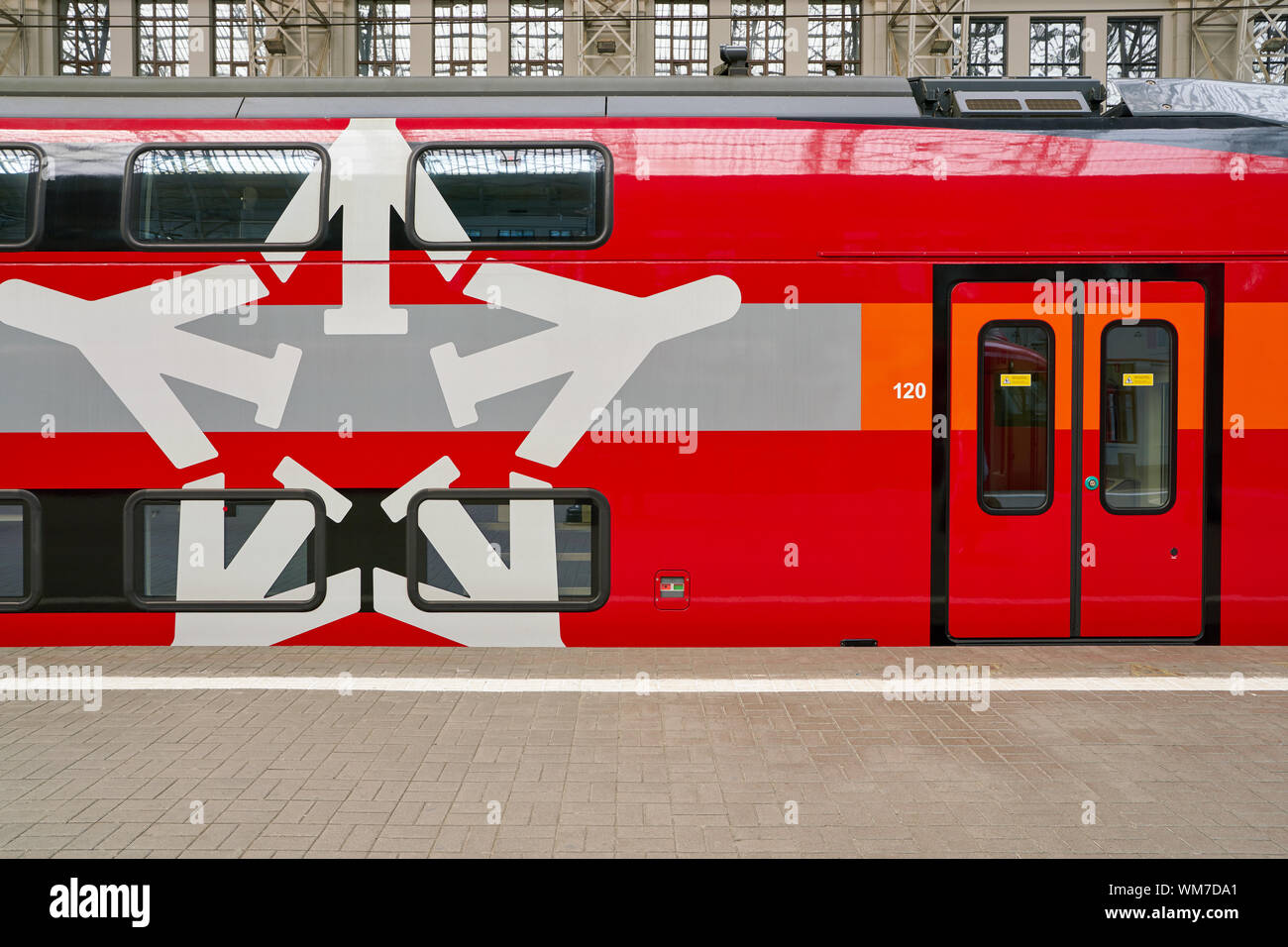 Moscou, Russie - CIRCA MAI, 2018 : train Aeroexpress dans Kiyevsky vokzal. Aéroexpress Ltd. est l'exploitant de l'aéroport de rail link services en Russie. Banque D'Images