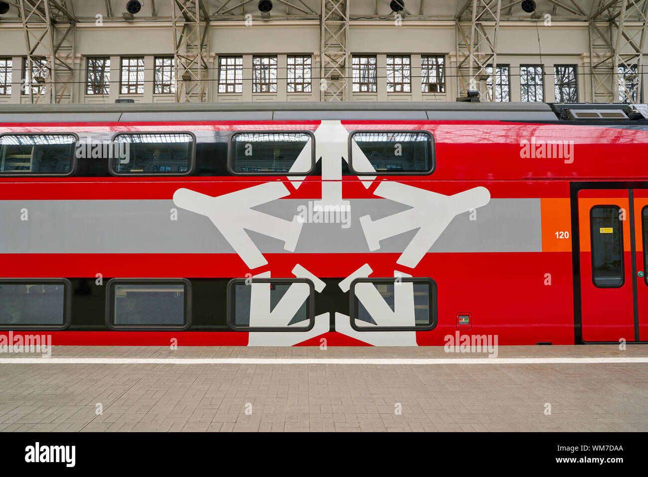 Moscou, Russie - CIRCA MAI, 2018 : train Aeroexpress dans Kiyevsky vokzal. Aéroexpress Ltd. est l'exploitant de l'aéroport de rail link services en Russie. Banque D'Images