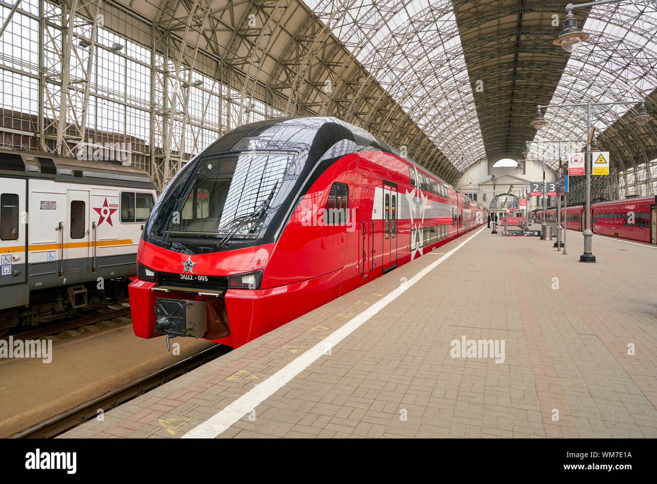 Moscou, Russie - CIRCA MAI, 2018 : train Aeroexpress dans Kiyevsky vokzal. Aéroexpress Ltd. est l'exploitant de l'aéroport de rail link services en Russie. Banque D'Images