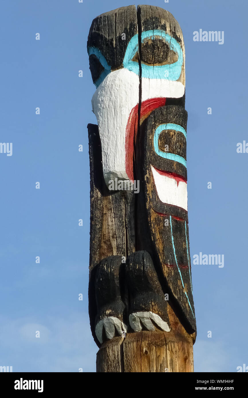 La sculpture de mâts totémiques, Fairbanks, Alaska Banque D'Images