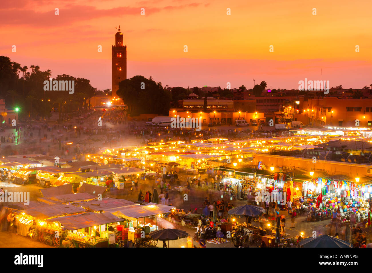 Place Jamaa El Fna, Marrakech, Maroc. Banque D'Images