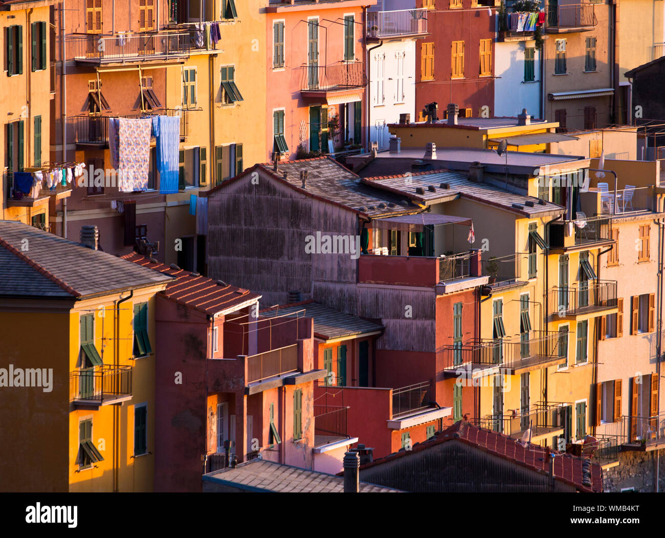 Maison frontings colorés formant un beau motif. Cinque Terre - Italie. Banque D'Images