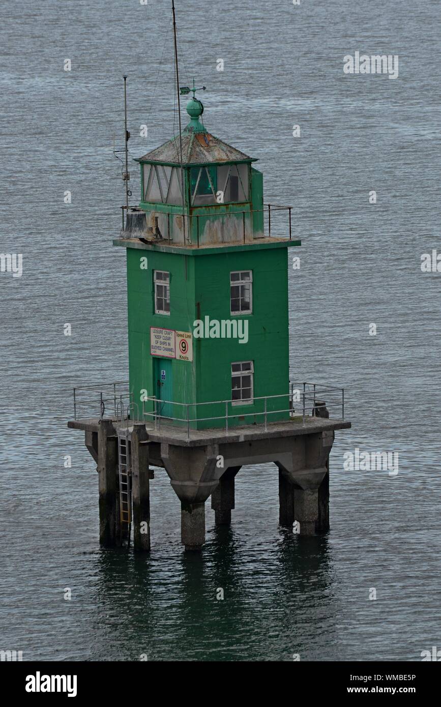 Phare dans les approches au port de Dublin, Irlande Banque D'Images