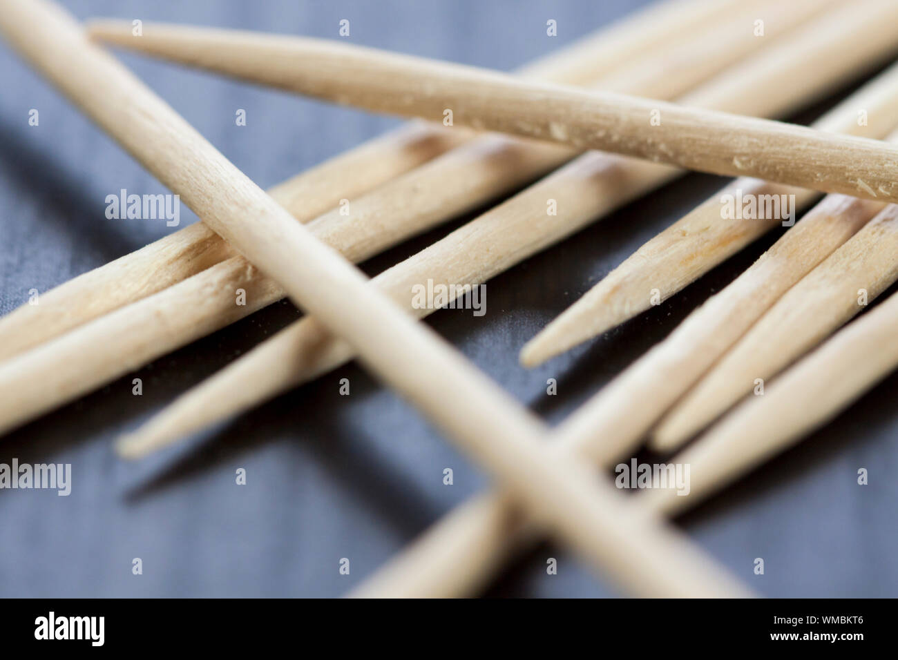 Pile de cure-dents en bois Banque D'Images