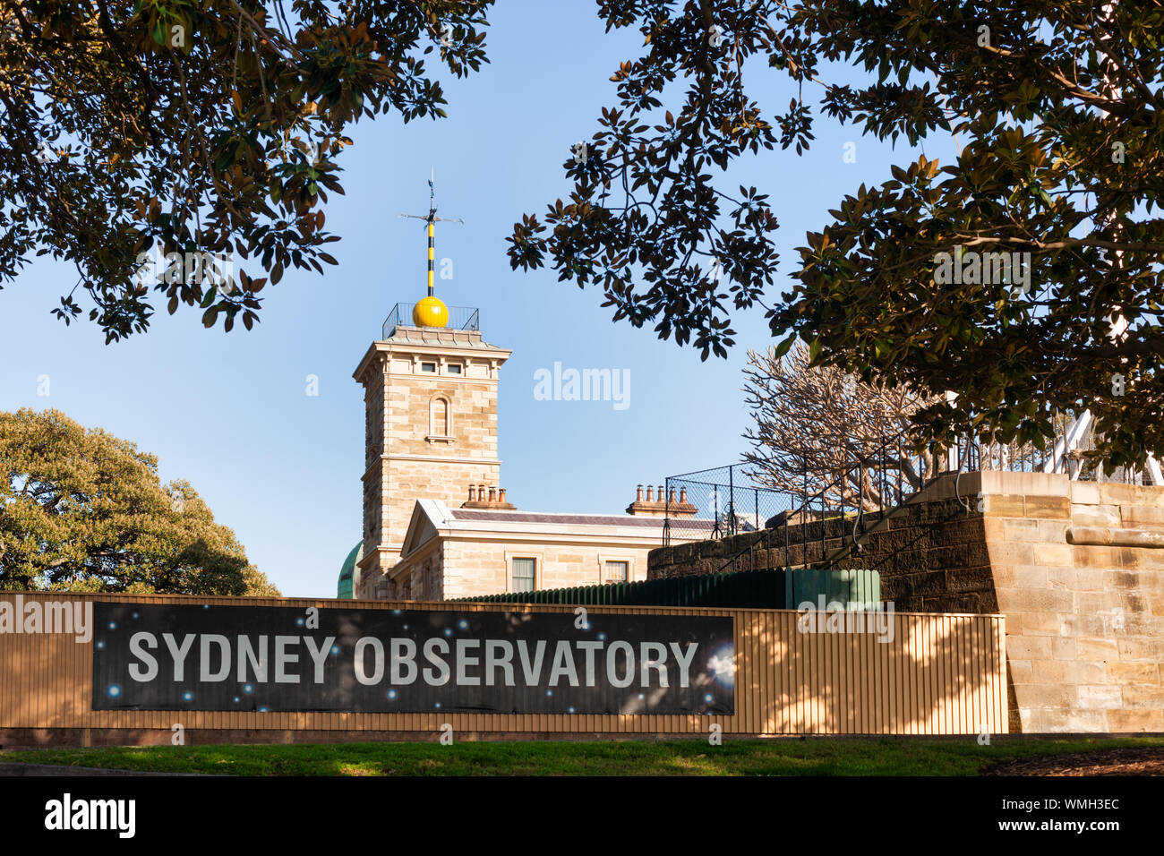 L'Observatoire de Sydney. Observatory Hill, NSW, Australie. L'astronomie et l'observation météorologique. Ciel bleu. Banque D'Images