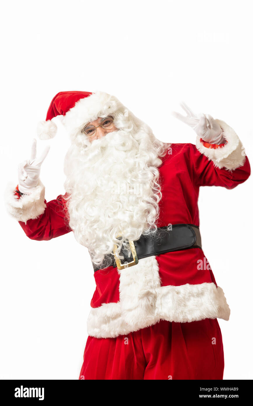 Santa Claus montrant V victoire sur fond blanc Banque D'Images