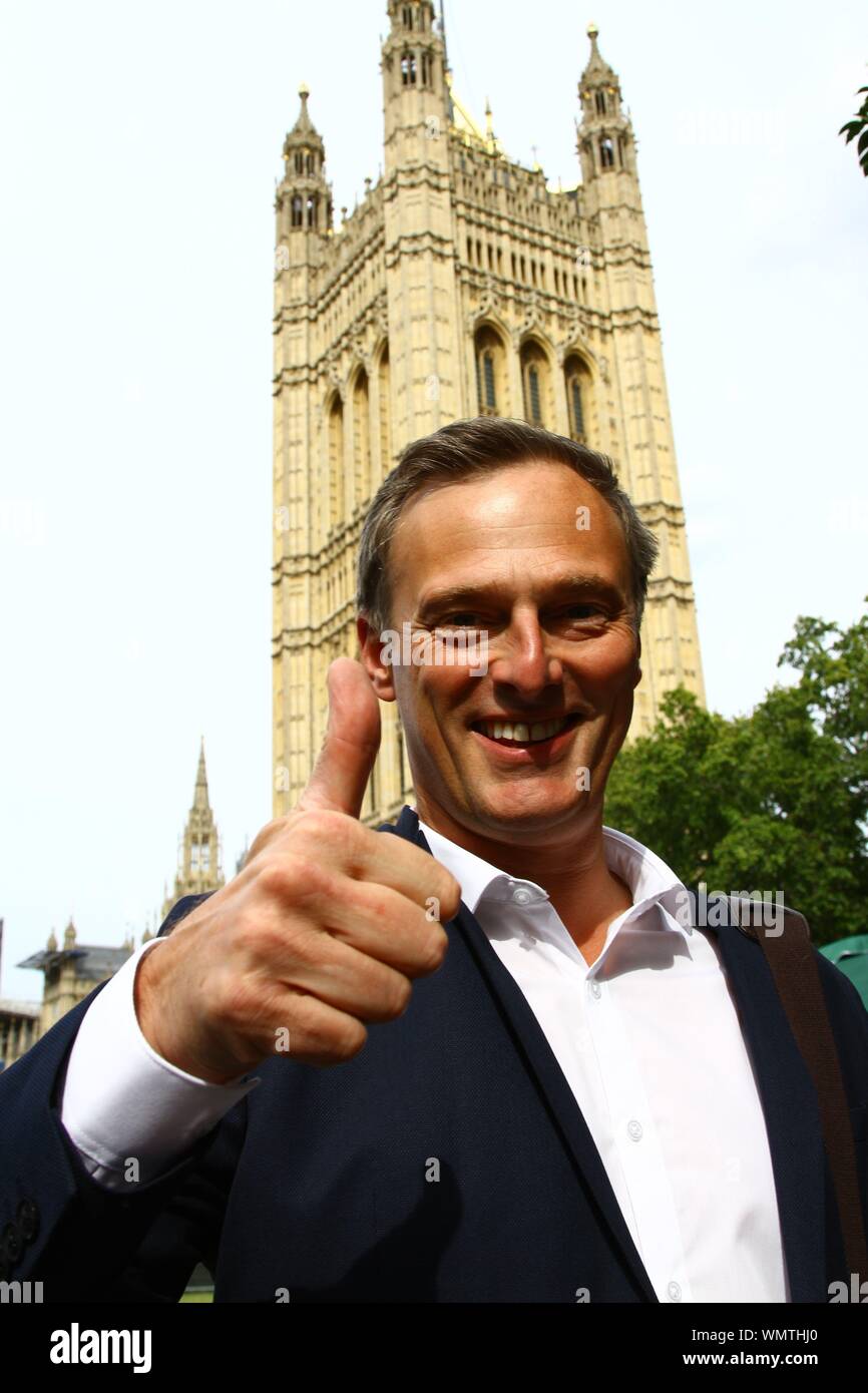 L'Eurodéputé MARTIN DAUBNEY PARTIE BREXIT PHOTOGRAPHIÉ À COLLEGE GREEN, Westminster, Royaume-Uni le 5e septembre 2019. Député européen. Les députés européens. Le Parlement européen. La politique. Les hommes politiques britanniques. Banque D'Images