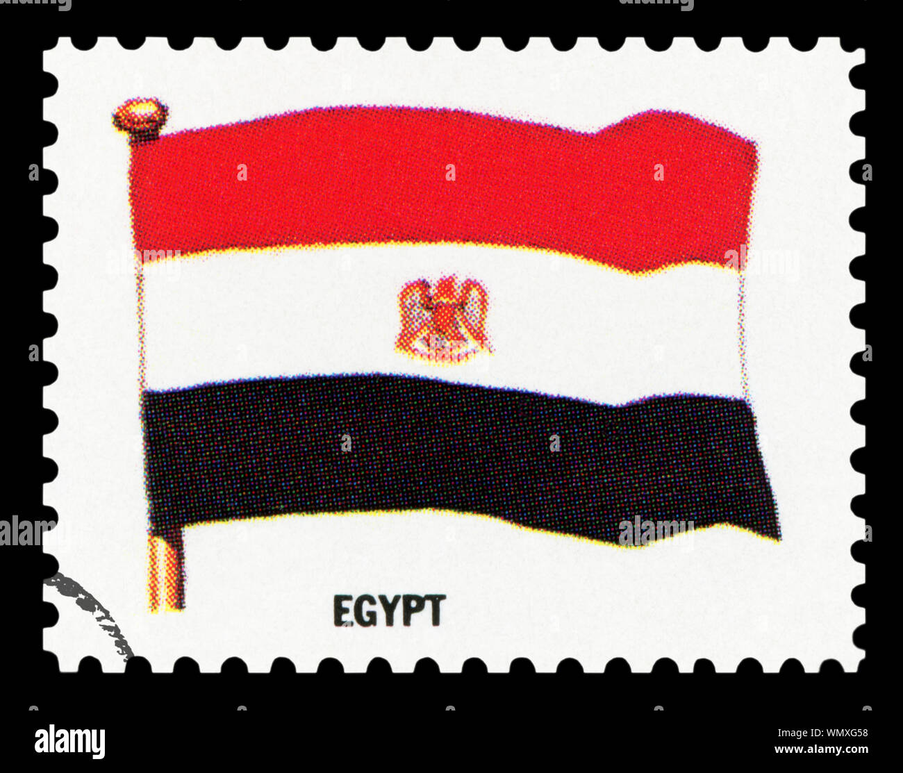 Drapeau EGYPTE - Timbre-poste isolé sur fond noir. Banque D'Images