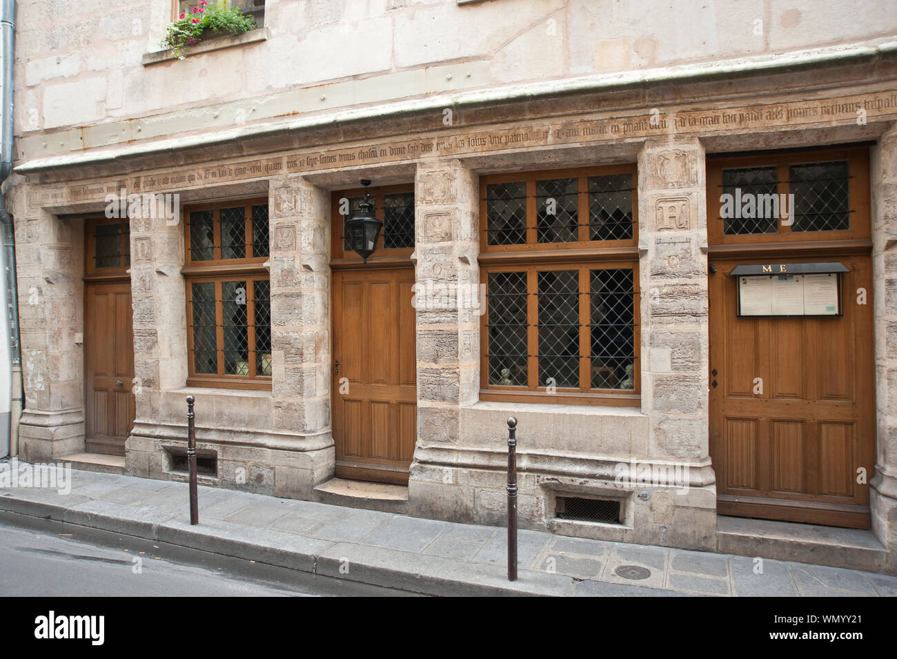Das Älteste Haus von Paris 51 Rue de Montmorency, erbaut von Nicolas Flamel 1407 - La plus ancienne maison de Paris 51 Rue de Montmorency, érigée par Nicolas Banque D'Images