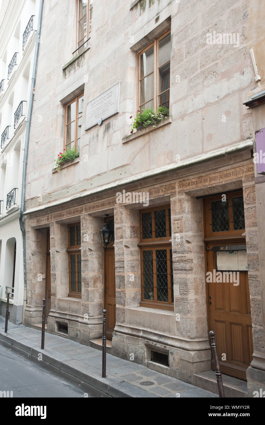 Das Älteste Haus von Paris 51 Rue de Montmorency, erbaut von Nicolas Flamel 1407 - La plus ancienne maison de Paris 51 Rue de Montmorency, érigée par Nicolas Banque D'Images