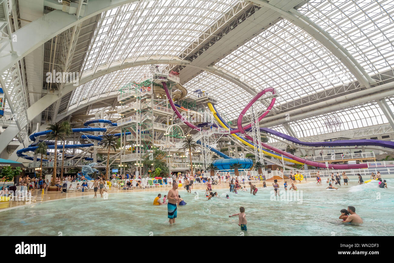 World Waterpark Banque D Image Et Photos Alamy World Waterpark Banque D Image Et Photos Alamy