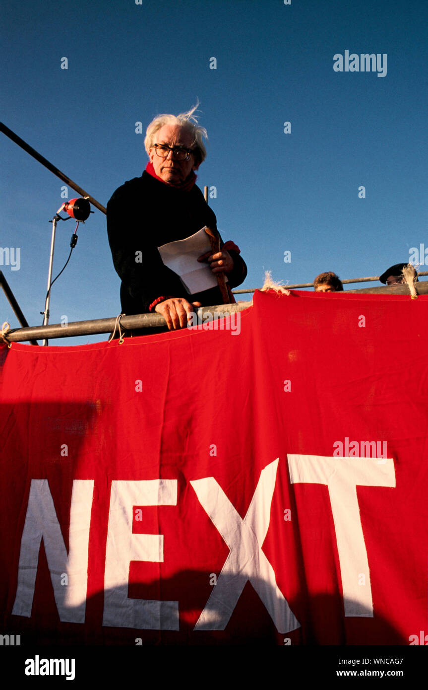 Michael Foot député chef de l'opposition des années 1980 rassemblement à Liverpool au début du droit au travail March.1981 la marche du peuple pour l'emploi au Royaume-Uni. HOMER SYKES Banque D'Images