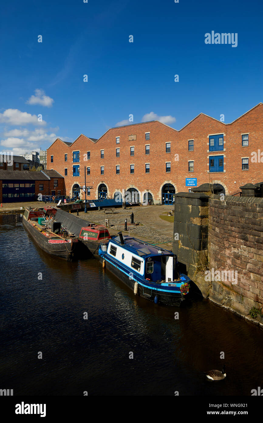 Tameside, Musée du bassin de Portland entrepôt restauré Ashton-under-Lyne, Stockport Junction Canal Forêt Pic, Ashton, Huddersfield Canal Canal étroit Banque D'Images