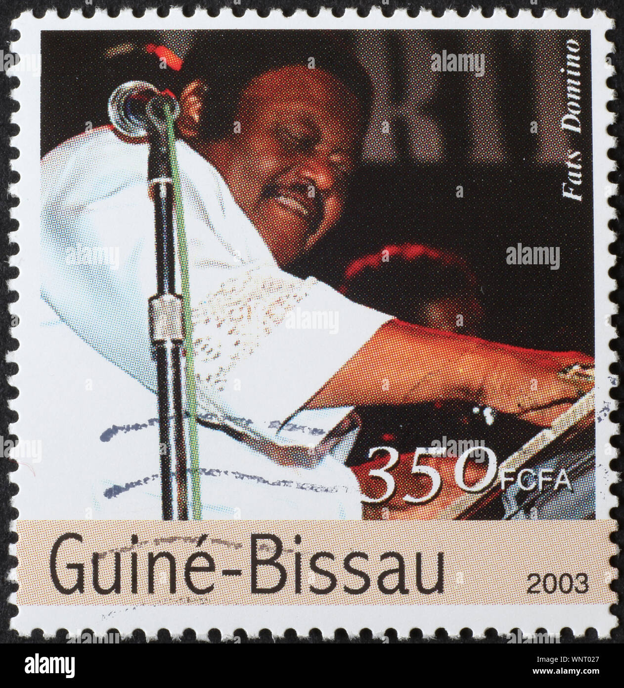 Fats Domino sur timbre-poste de la Guinée-Bissau Banque D'Images