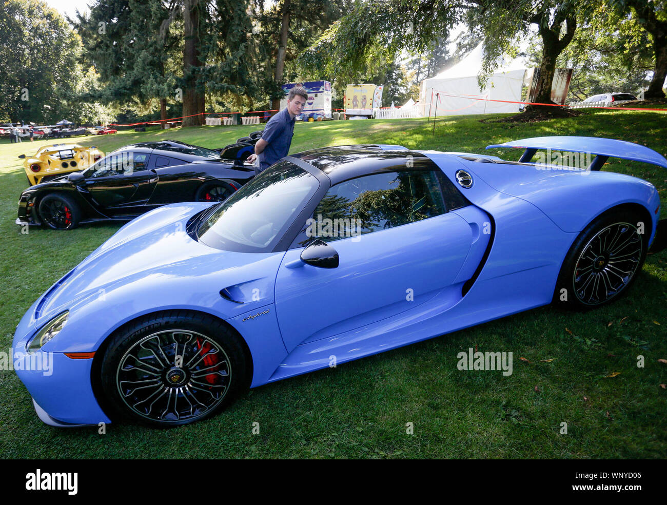 Vancouver, Canada. Sep 6, 2019. Une Porsche 918 Spyder hybrid s'affiche au cours de l'aperçu du média de la 10e édition du week-end de luxe et super show à Vancouver, Canada, le 6 septembre, 2019. Le 10ème Week-end de luxe Supercar et est ouvert au public du 7 septembre au 8 septembre, la présentation fait comme Rolls-Royce, Bugatti Veyron, etc. Crédit : Liang Sen/Xinhua Banque D'Images