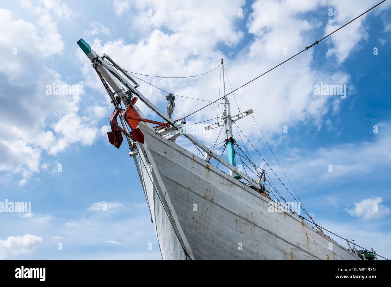 Le bateau en bois dans le Port de Sunda Kelapa, Jakarta, Indonésie Banque D'Images