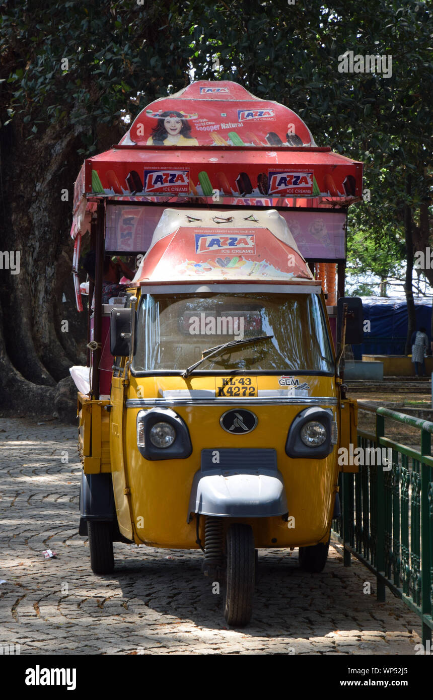 Auto Rickshaw Ice Cream Van, Cochin, Kerala, Inde Banque D'Images