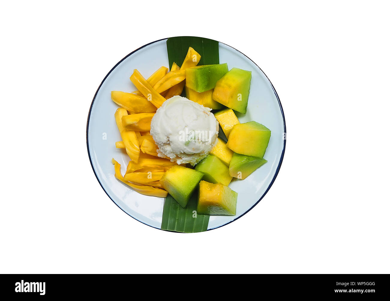 Vue supérieure de la glace au lait de coco fraîche Jaque et cantaloup sur fond blanc Banque D'Images