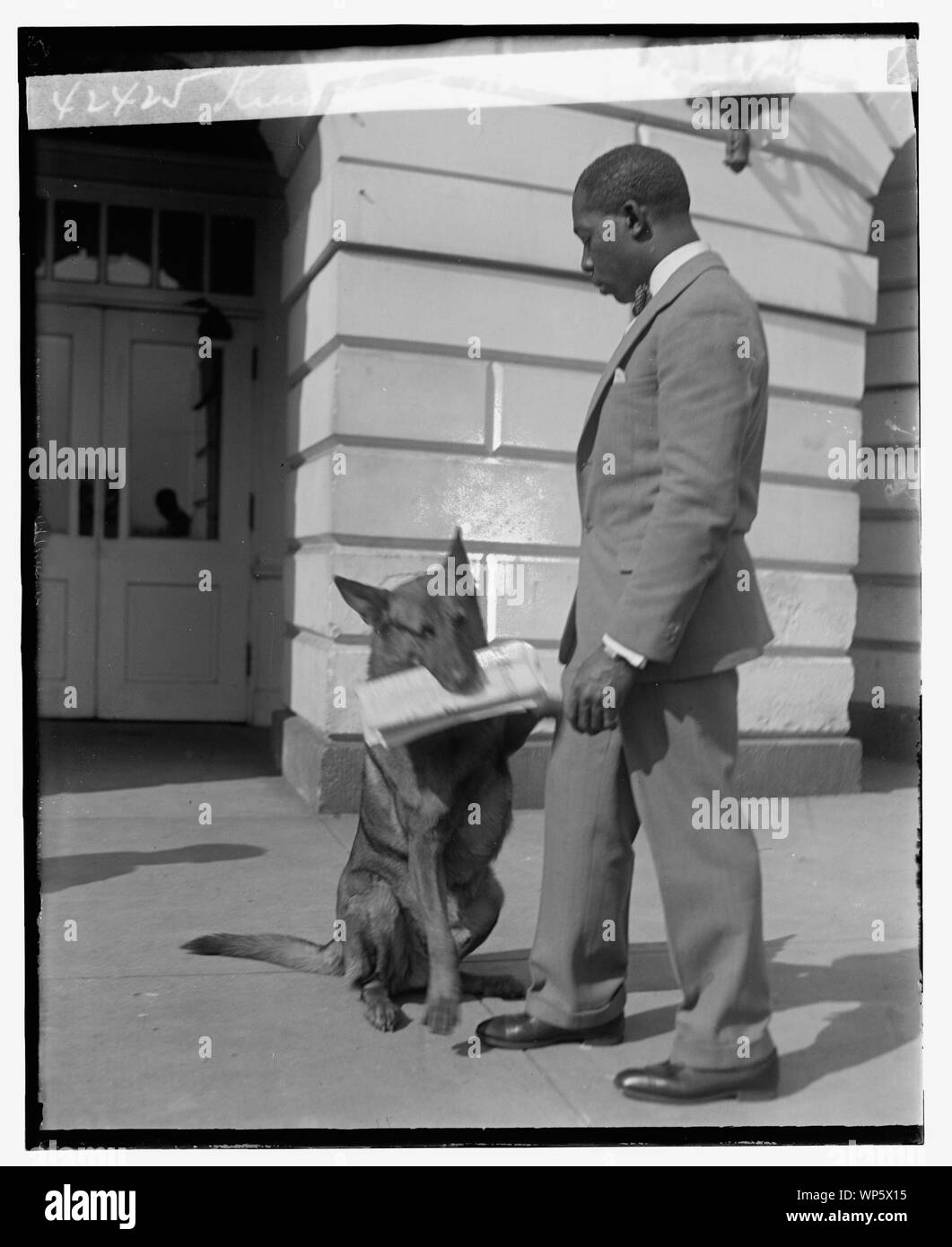 Le roi Tutt sabots police belge, 3/29/29 Banque D'Images