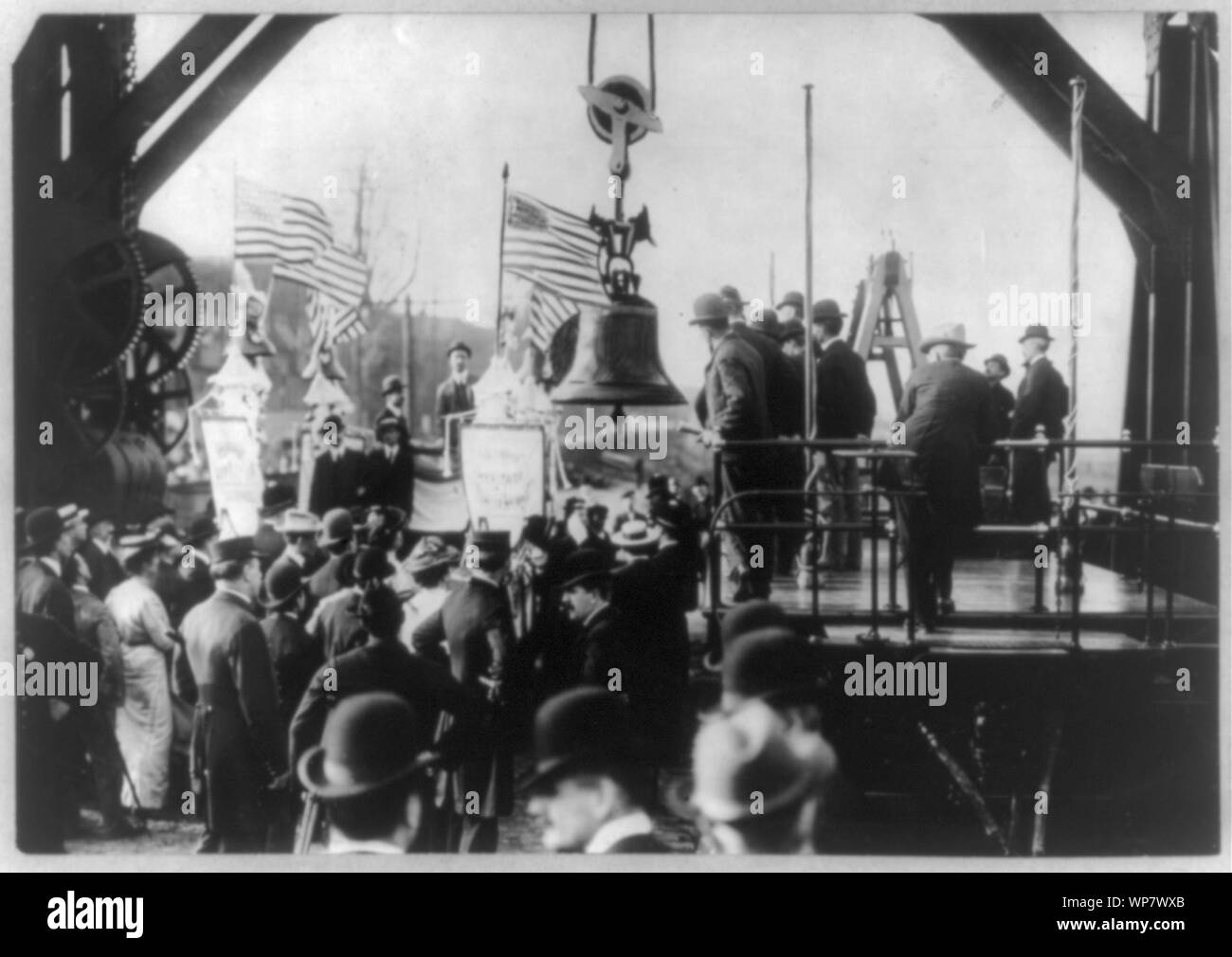 Liberty Bell - Transfert de la Liberty Bell d'un camion à l'train à Saint Louis après l'Exposition Banque D'Images
