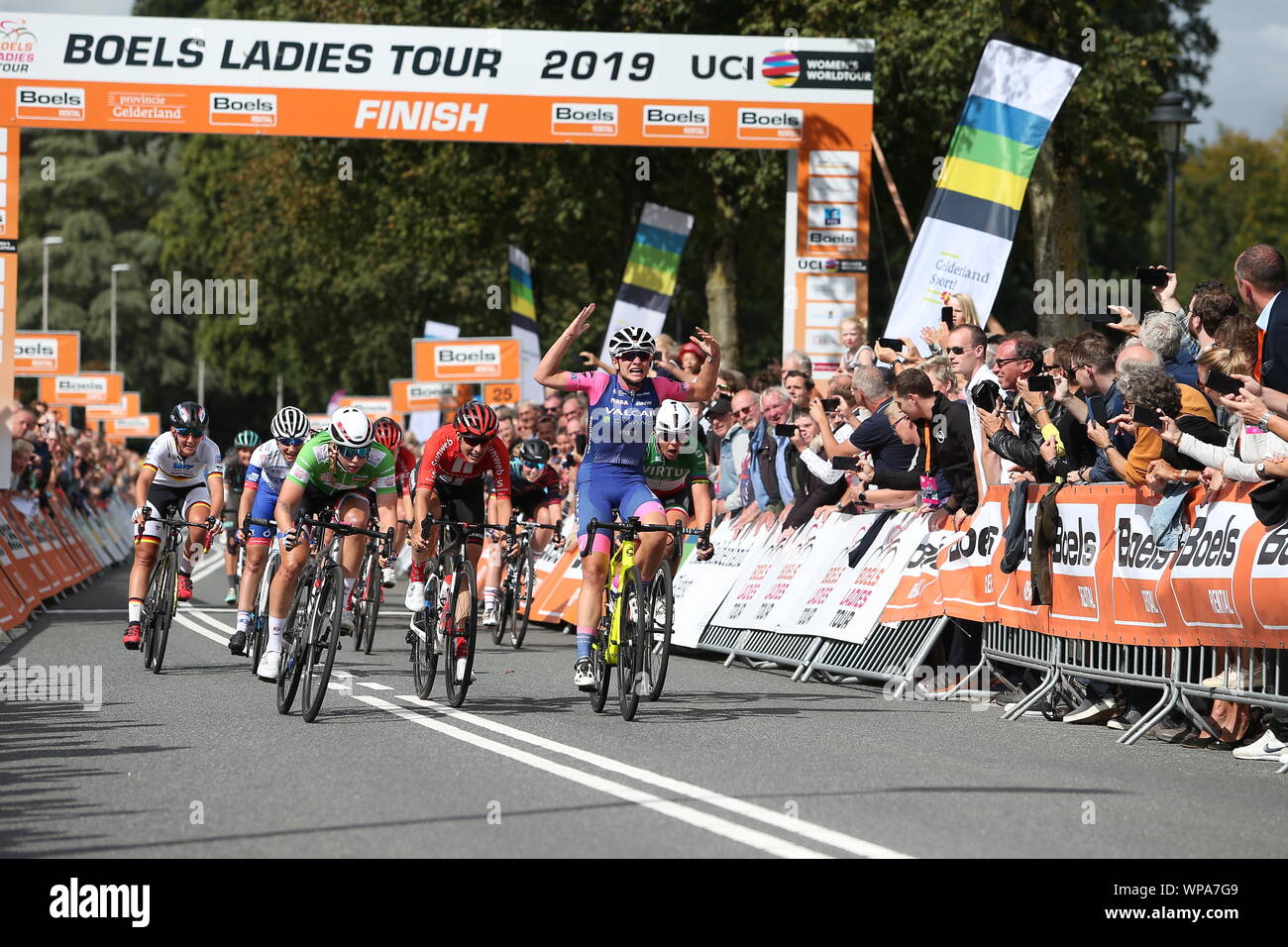 Arnhem, Pays-Bas. 05Th Sep 2019. ARNHEM - 08-09-2019, randonnée à vélo, Boels Mesdames Tour, Etappe 5, Chiara Consonni remporte l'étape 5 de Boels Mesdames Tour Crédit : Pro Shots/Alamy Live News Banque D'Images