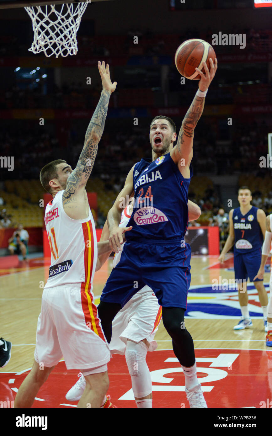 Stefan Jovic. L'Espagne contre la Serbie. Coupe du Monde de Basketball FIBA  2019 Chine, deuxième tour Photo Stock - Alamy