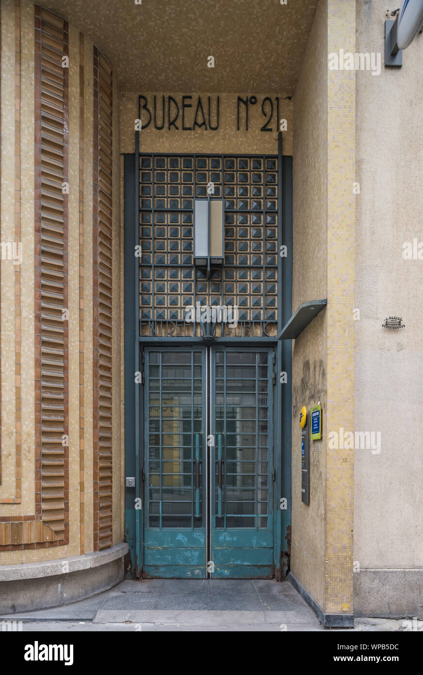 Paris, Postgebäude im Stil-art-deco, Rue Castex - Paris Art déco, bureau de poste, Rue Castex Banque D'Images