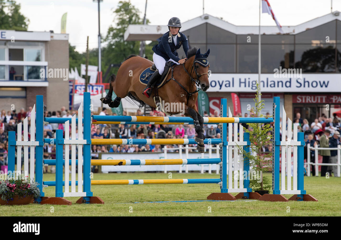 Saut à cheval au Royal Highland Show, Édimbourg, 2019 Banque D'Images